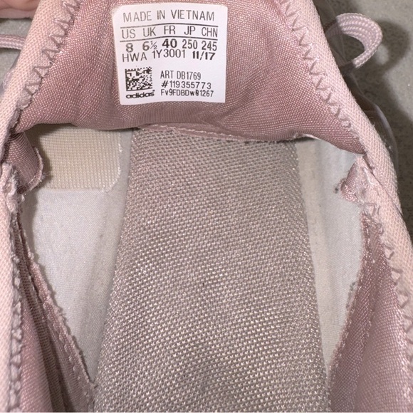 Women's Light Pink Adidas Cloudfoam Shoes - Picture 2 of 7